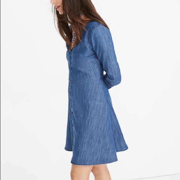 Denim Lilyblossom Button-Front Dress - Picture 3 of 7